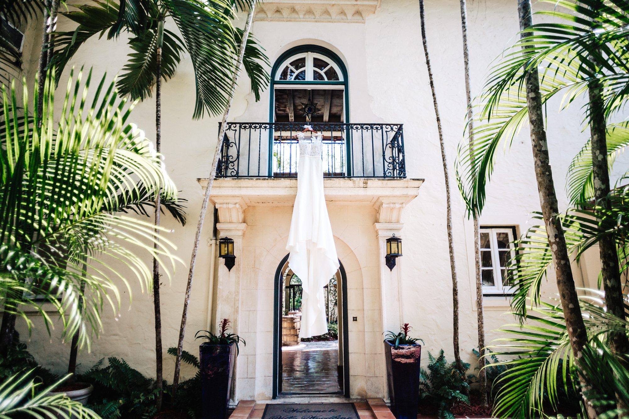 Miami Wedding At The Villa Woodbine Olga And Travis Nate Puhr Villa Woodbine Wedding Photos